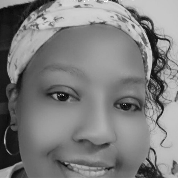 mzebony976